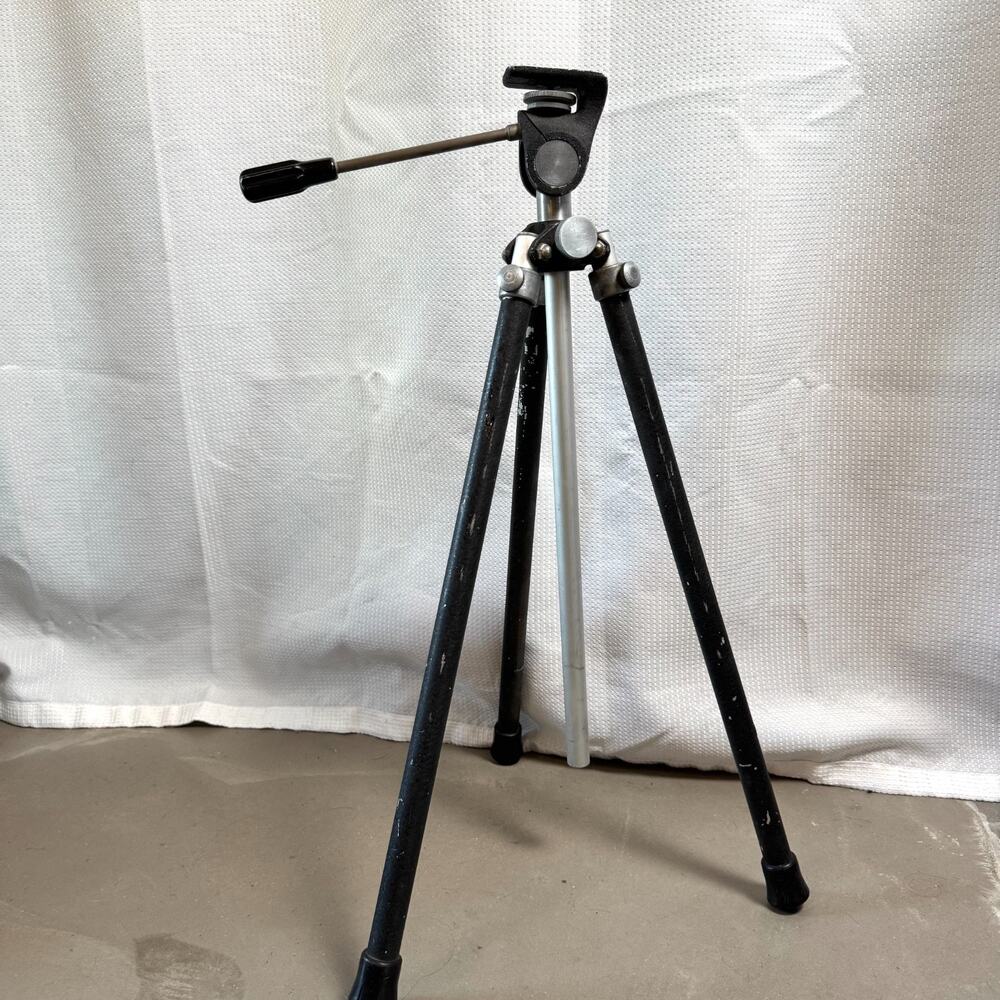 Vintage Tripod Graphic Jr. Model 8092 Graflex Aluminum Camera New York EUC